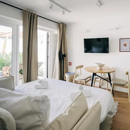 Octopus House 1 Bedroom Costa da Caparica